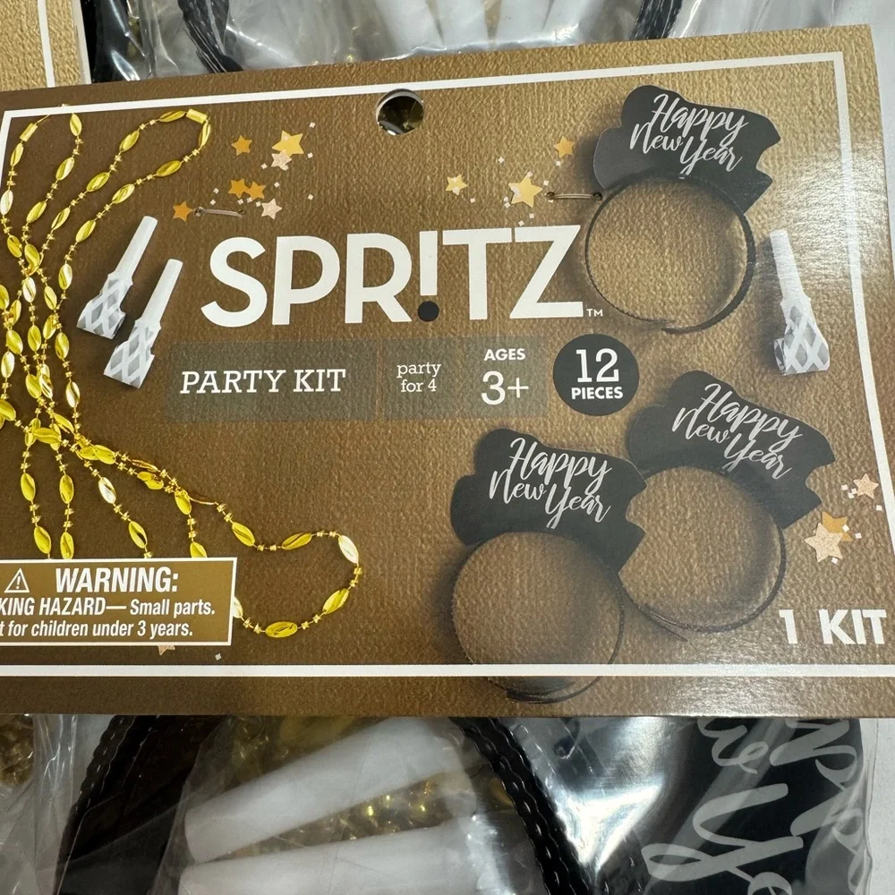 12ct 'Happy New Year’ Party Pack Decorations and Accessories - Spritz x4 lot